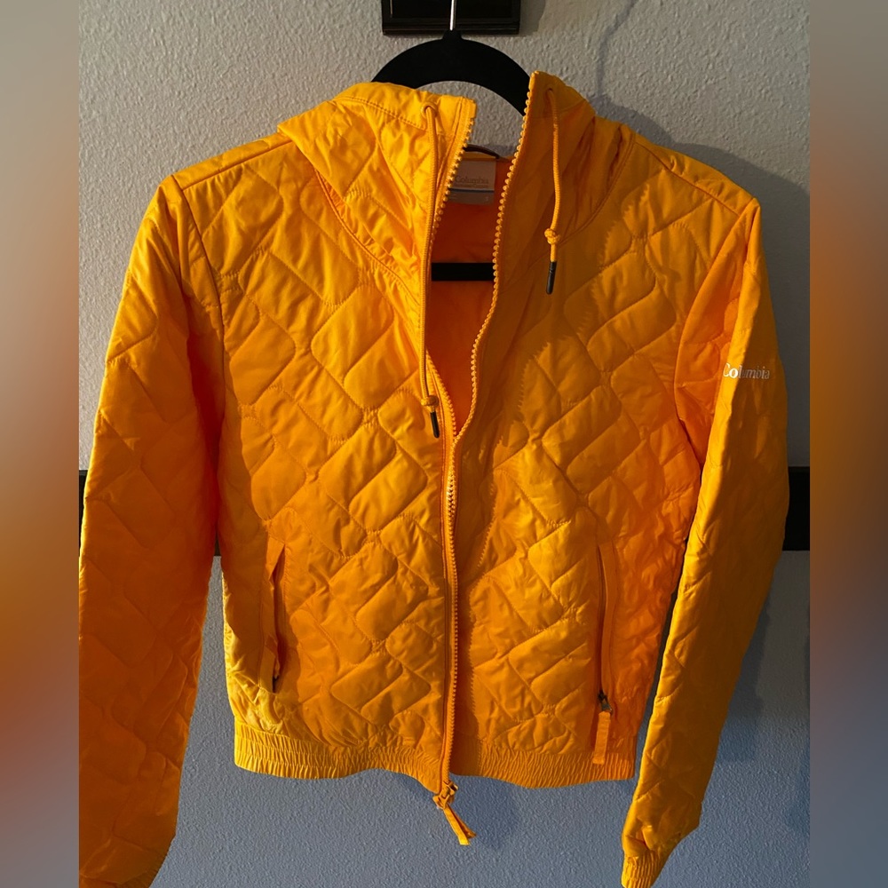 Columbia puffy jacket